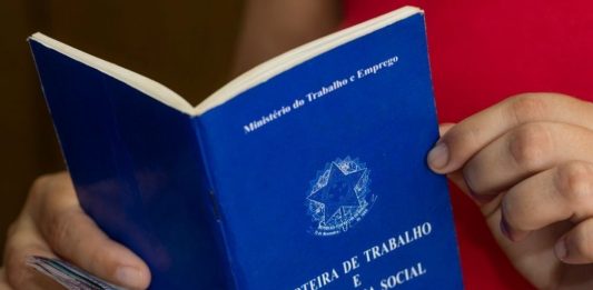 Empresas abrem vagas de emprego em Itaberaba; confira oportunidades e como se candidatar Oportunidade de emprego: Arte Bolsas contrata vendedora em Itaberaba