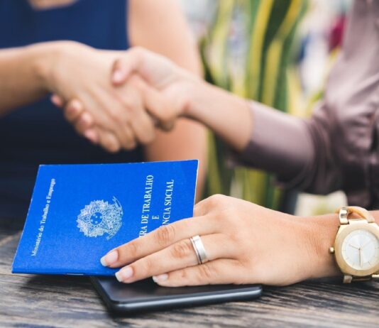 Empresa está recebendo currículos para vaga de emprego em Itaberaba SineBahia oferece vagas de emprego para Repositor de Mercadorias e Mecânico em Ipirá