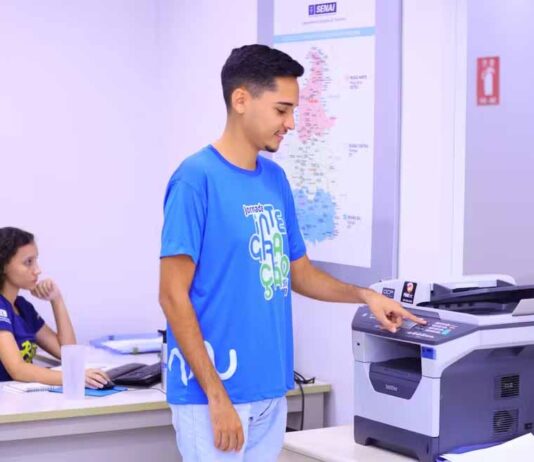 IEL abre mais de 600 vagas de estágio com remuneração de até R$1.800