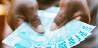 Salário mínimo pode chegar a R$ 1.717 em 2027