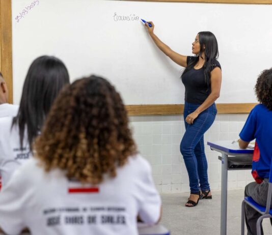 Estado convoca mais 88 professores para reforçar quadro da Rede Estadual da Bahia
